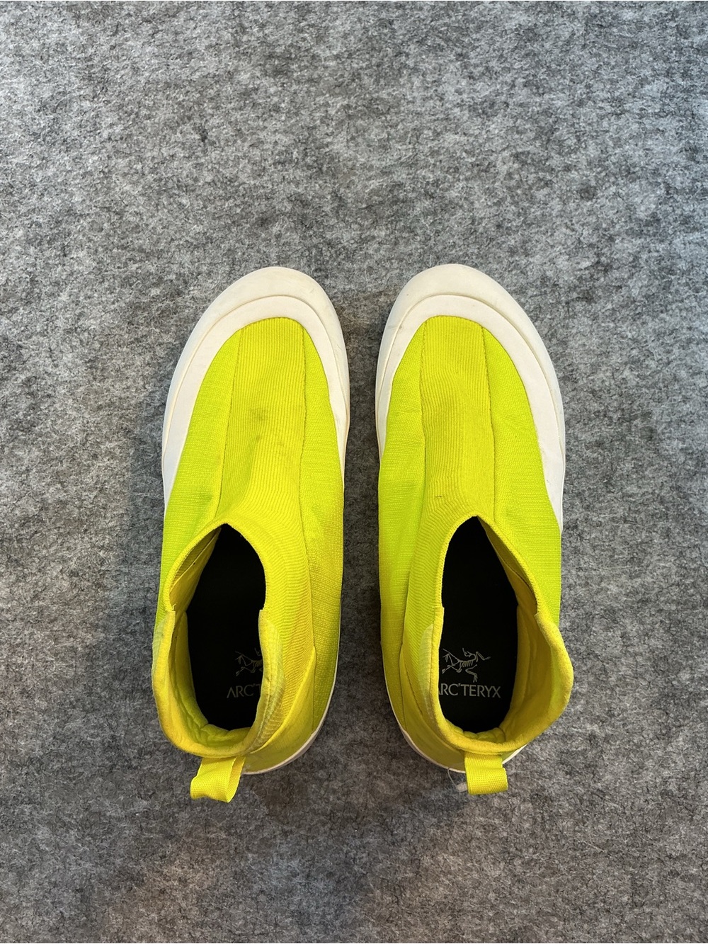 Arc'teryx Slip-On Hiking Lightweight Outdoor Shoe in Neon Yellow Size 9